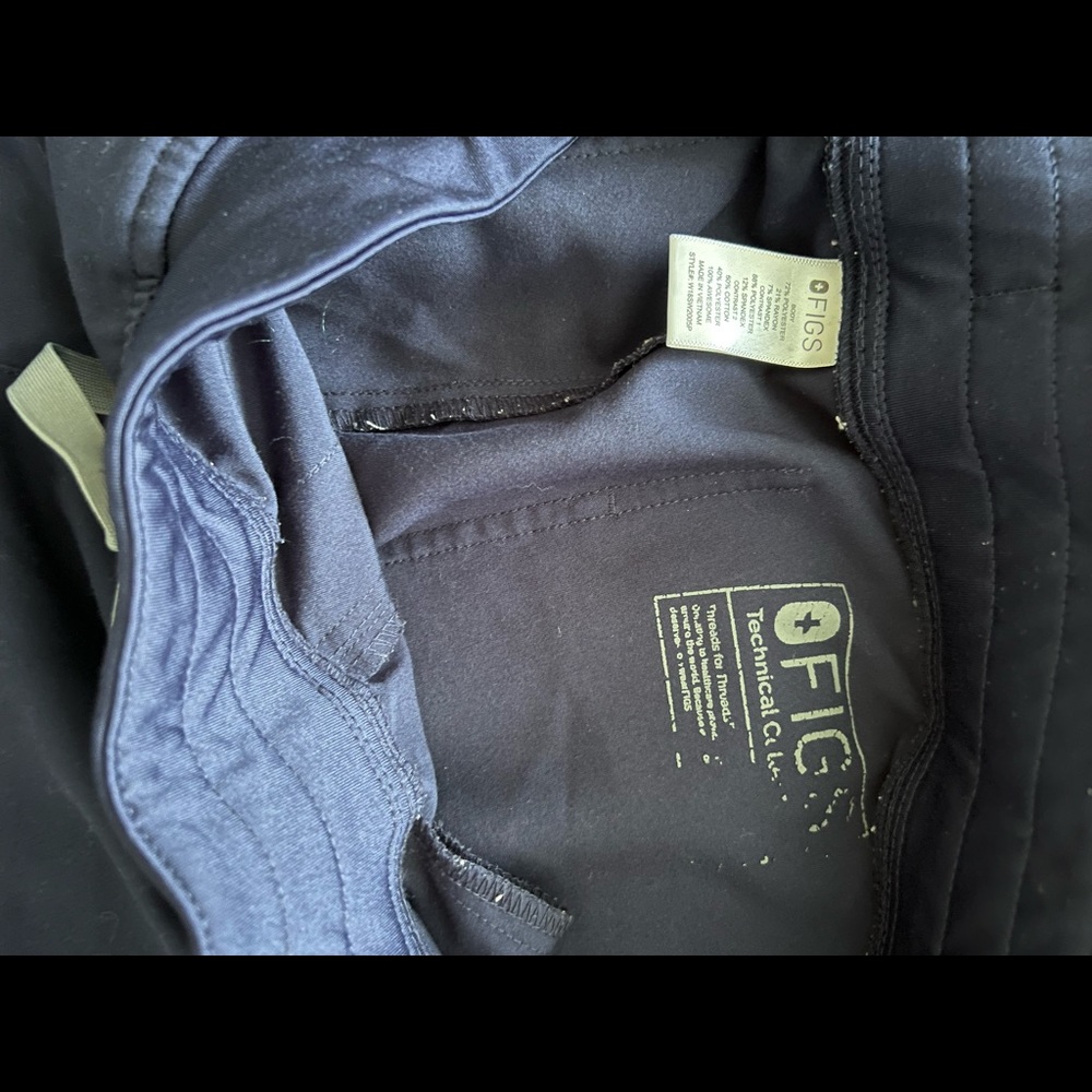 Navy Blue Fig Scrubs… Size Large. No rips, tears or stains.